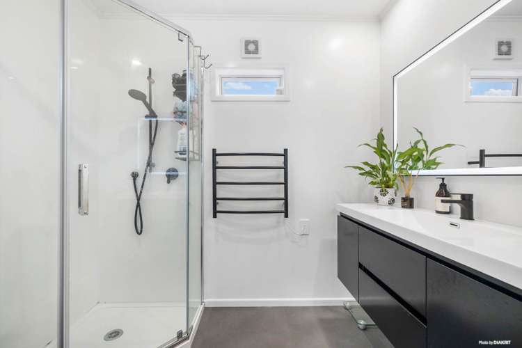 108 Tirimoana Road Te Atatu South_8