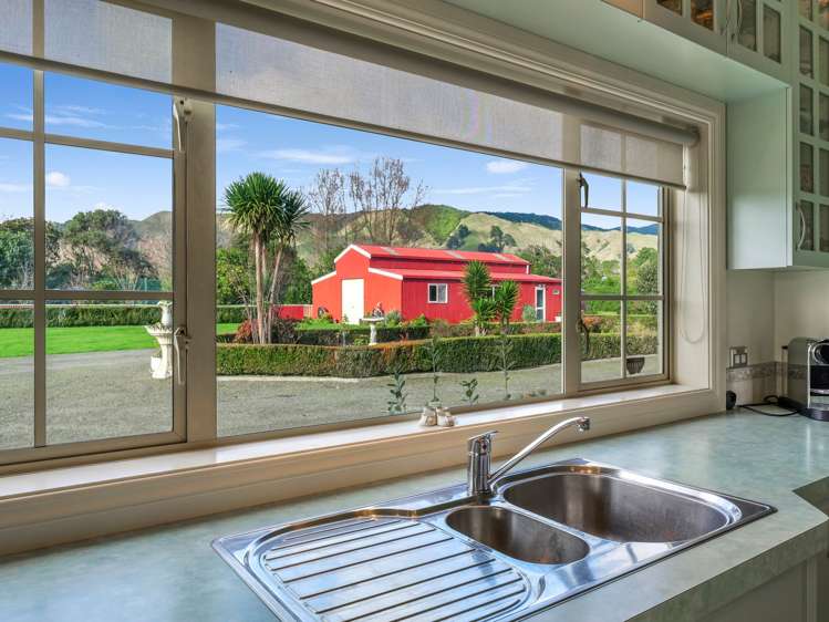 108 Gear Road Te Horo_12