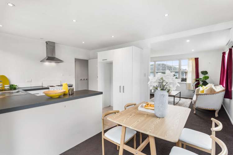 15 Frostbite Place Ranui_11