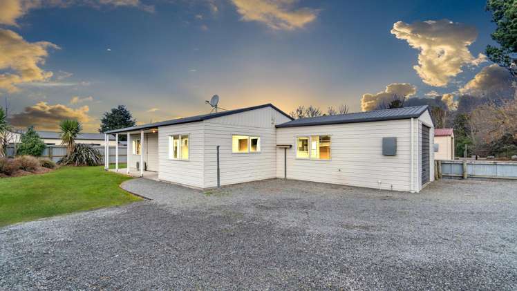 124 Bay Road_1