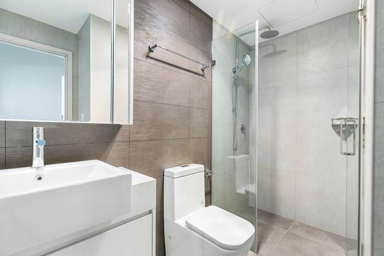 35 Otuwairoa Esplanade Opaheke_7