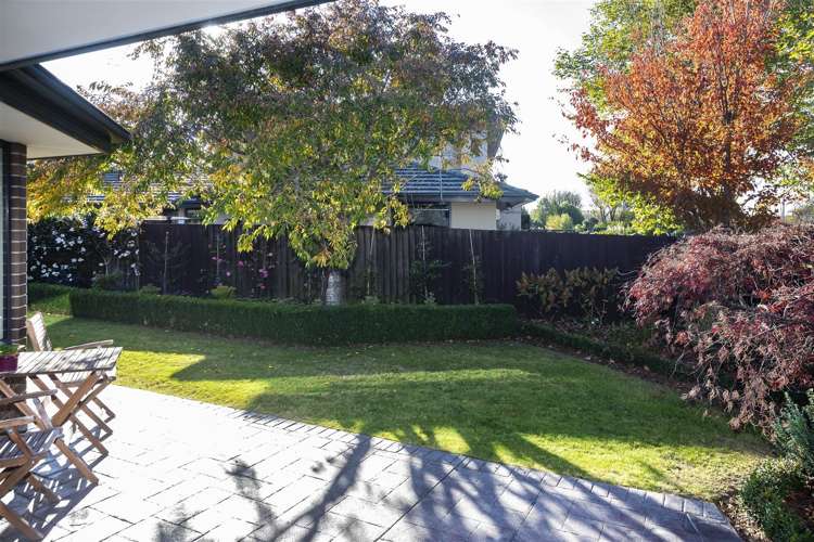4 Vaughan Way Redwood_15