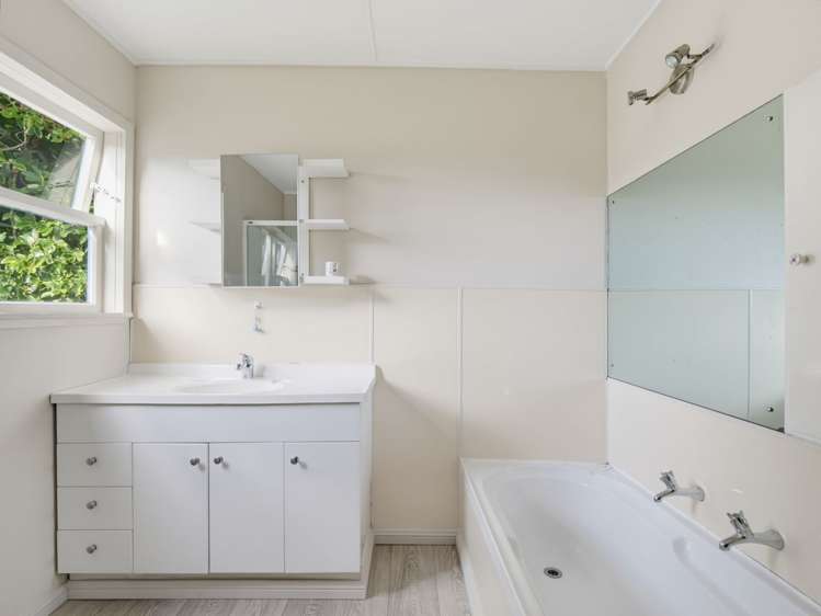 22 Waitere Street Marton_10