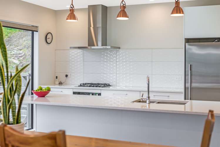 74 John Burke Drive Aotea_8