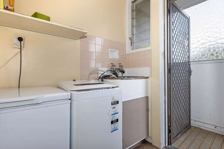 79a Iranui Road Inner Kaiti_12