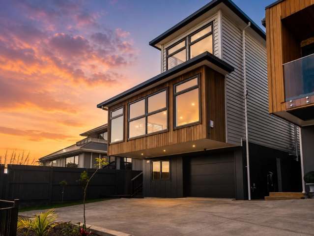 Stunning Sea Views & Income Potential