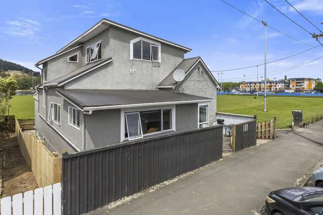 Popular & Strong Rental = Your Next Investment!