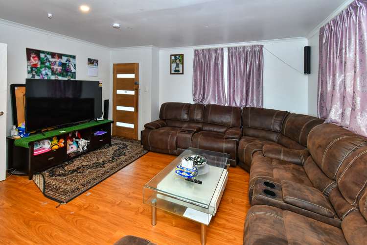 2/11 Nield Road Manurewa_6