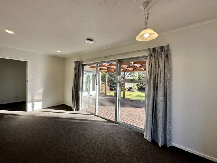 8 Todd Place Allenton_4