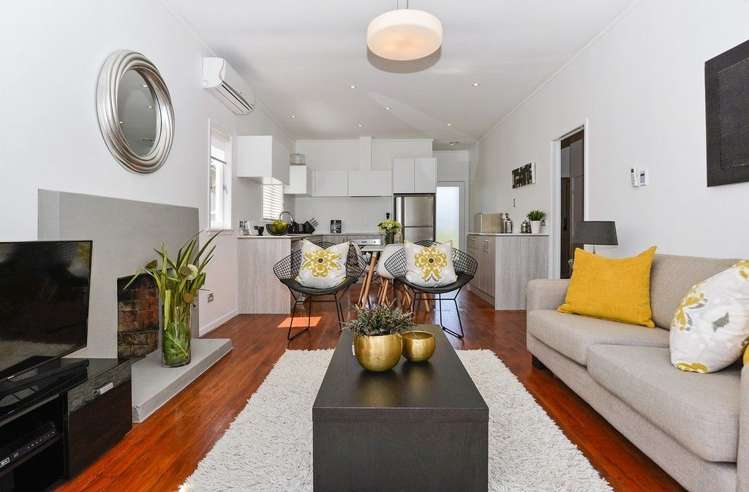 4 Huntingtree Avenue Sandringham_4