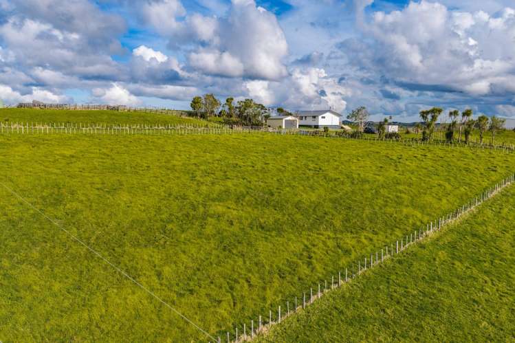 579 Ormiston Road Waipu_14