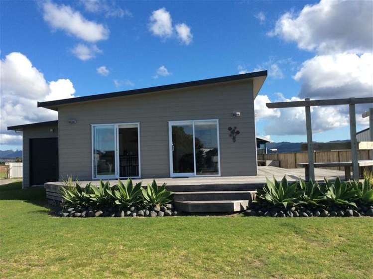 186 Ngaio Drive Matarangi_0