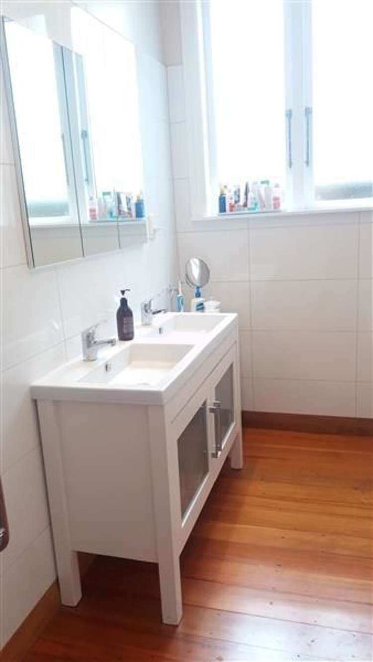 6 Baring Street Oriental Bay_9