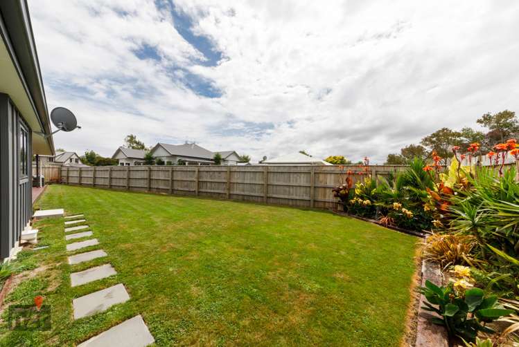 33 Wescombe Grove Feilding_17