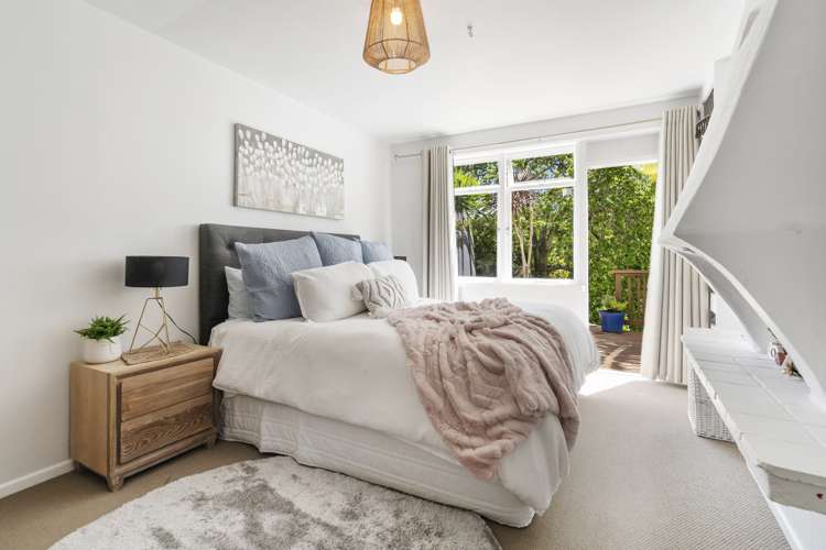 6 Eastglen Road Glen Eden_14