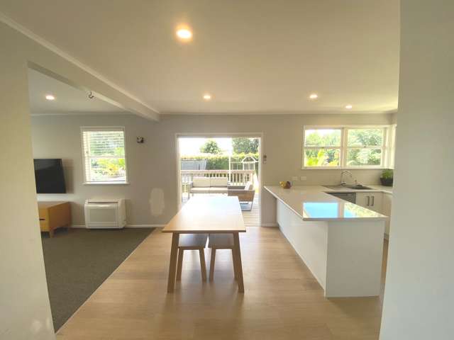 24 Taioma Crescent Te Atatu Peninsula_1