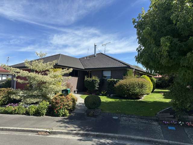 Cul -de- sac living in Allenton