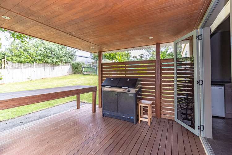 2 Diana Place Otamatea_20