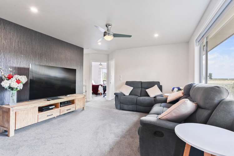 599 Downs Road West Eyreton_12