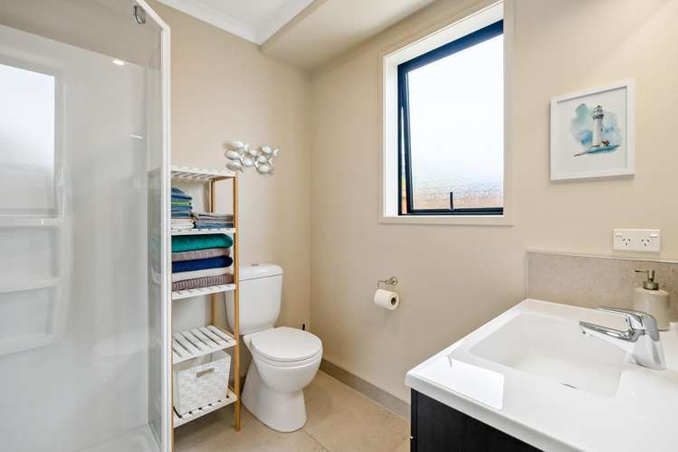 50 Plover Street One Tree Point_18