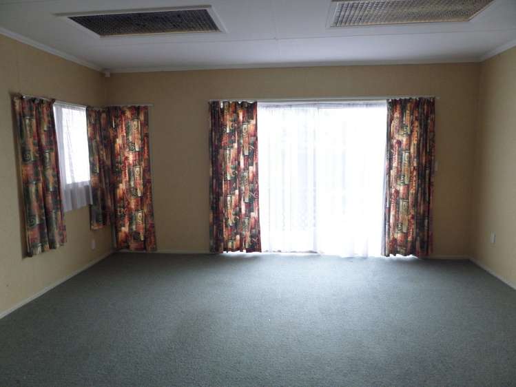 42 Wakefield Street Featherston_5