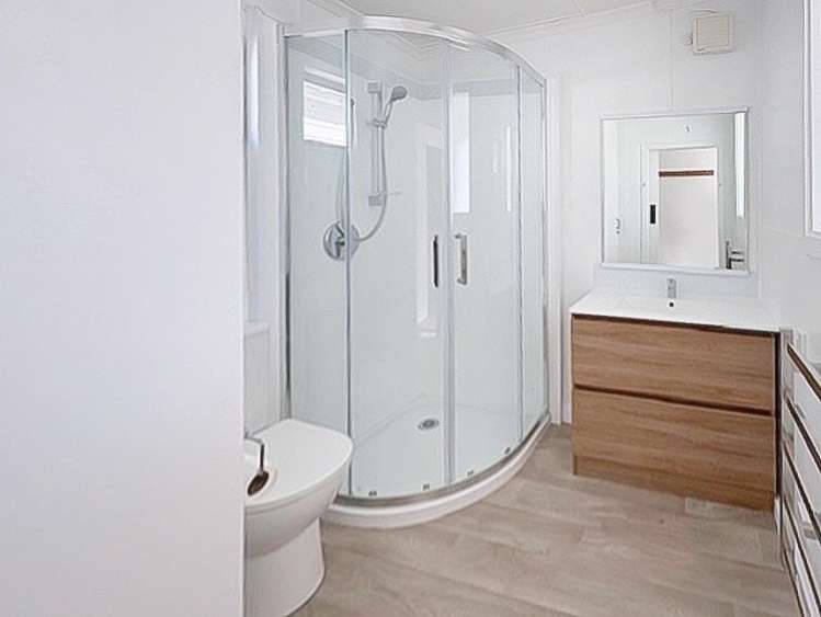 90 Seabury Avenue 1207_6