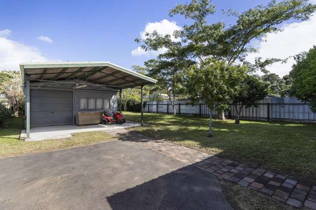 64 Howard Road Orere Point_3
