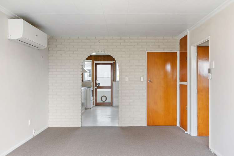 2/80 Charles Street Waltham_4