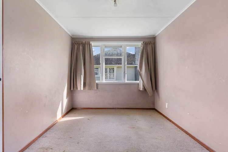 1 Natalie Place Otara_14