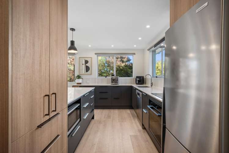 16 Rousehill Street Renwick_12