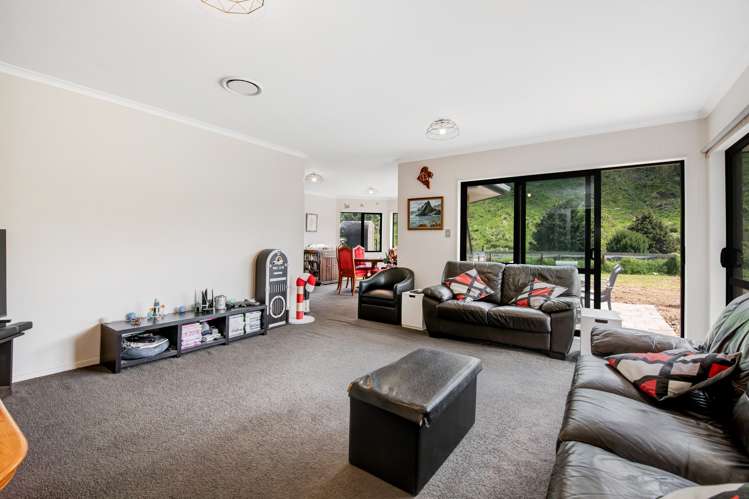 179 West Coast Road Makarau_14