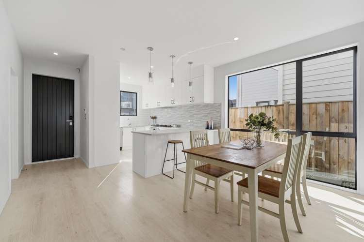 9 Pihoihoi Place Hobsonville_8