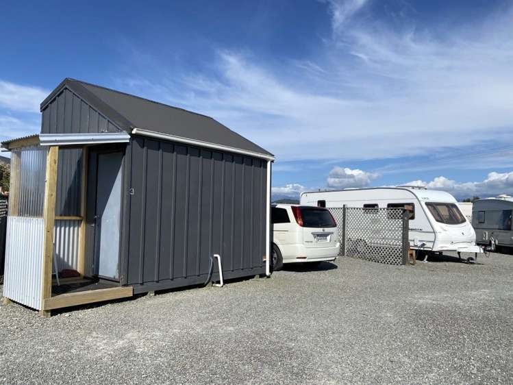 8 Greyhound Road Hokitika_19