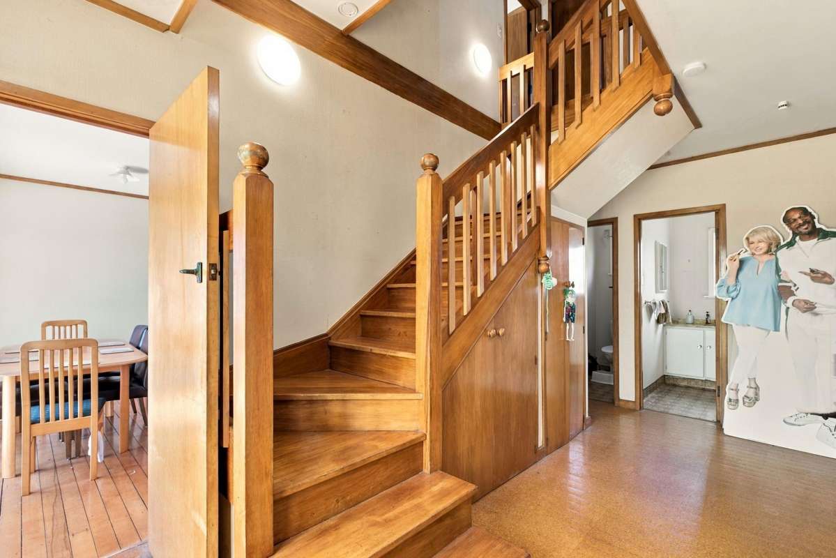 16 Lodge Avenue_4