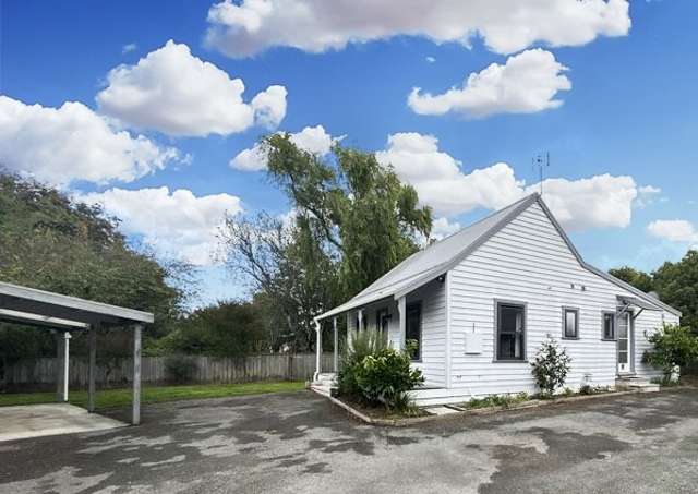 MASTERTON - 3 BEDROOMS
