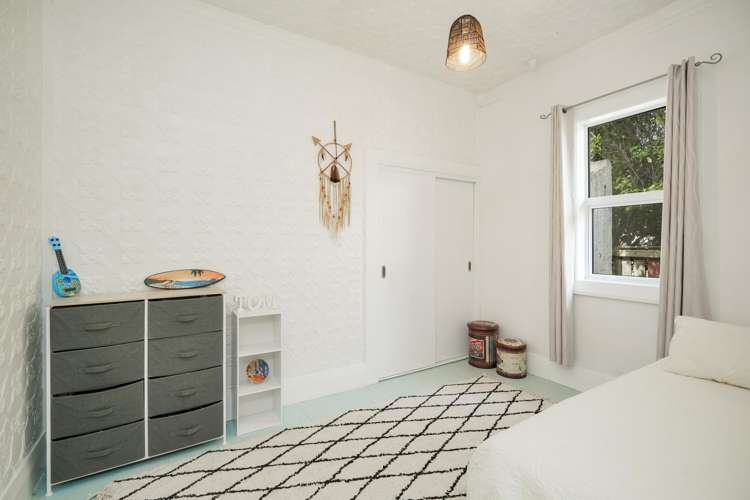 25 Burrows Street Bluff_15