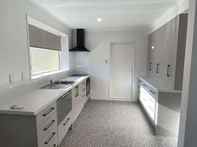 Two bedroom Home in Tip Top Shape