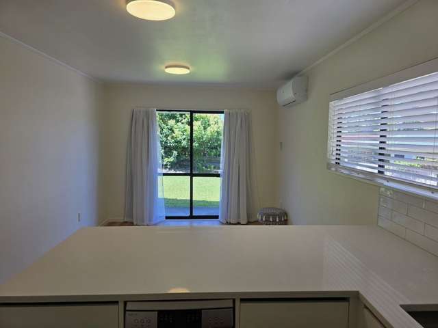 3 Leiden Place Totara Vale_1