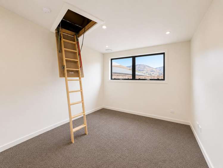 16 Goldfinch Drive Jacks Point_9