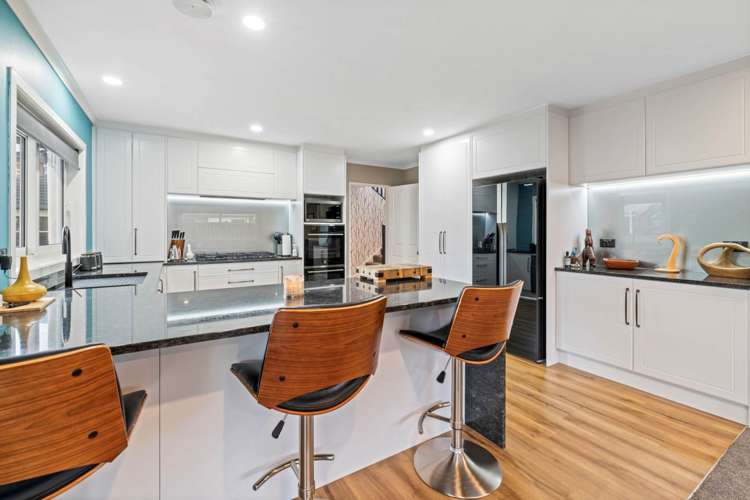 7 Glanmire Place Flat Bush_15