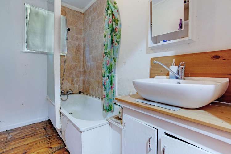 6/64a Ngatiawa Street One Tree Hill_22