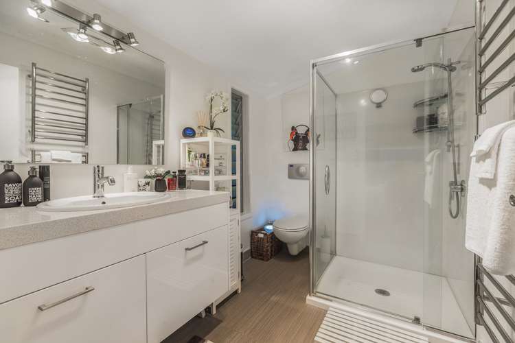 15a Hubert Henderson Place Remuera_8