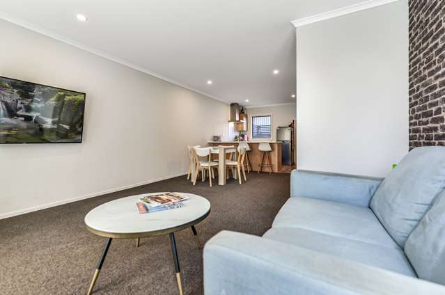 2/13 Palmerston Street Hamilton Central_4