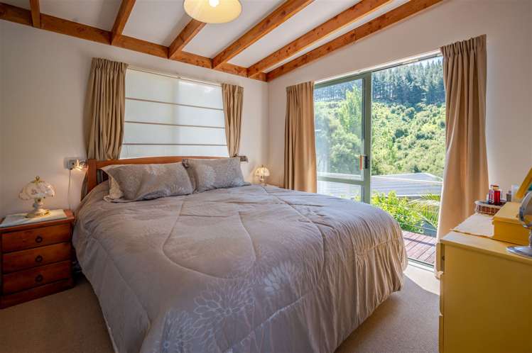 37 Tikao Bay Road Wainui_9