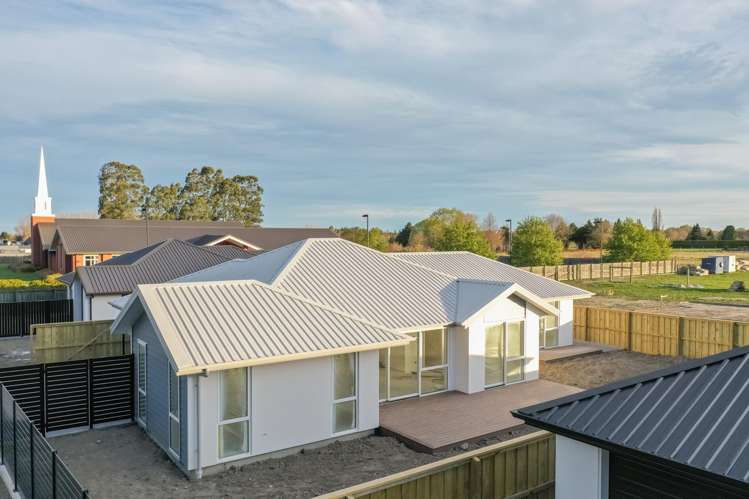 243 Racecourse Road Allenton_1