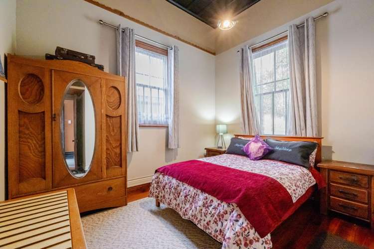 4A Seaview Terrace Bluff Hill_13