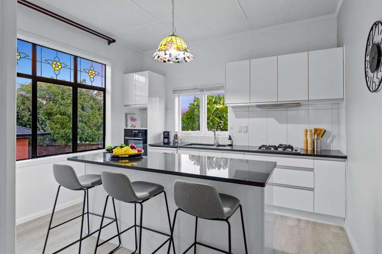 92 Blockhouse Bay Road Avondale_1