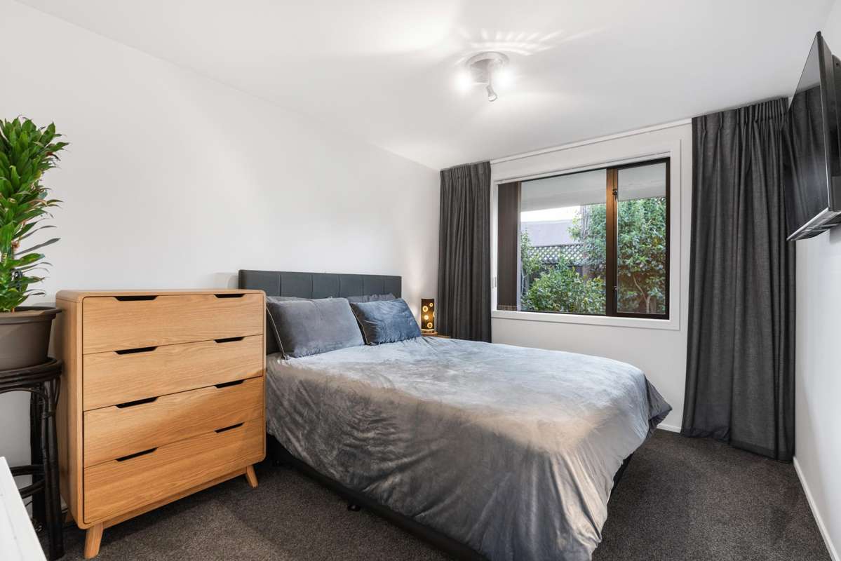2/11 Moana Street_1