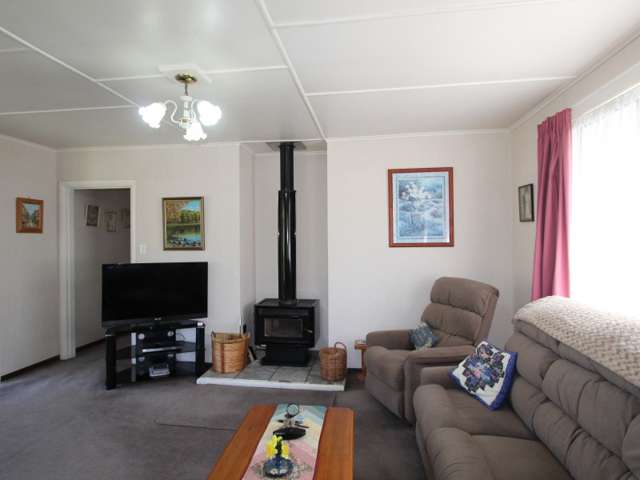 8 Tudor Road Pahiatua_1