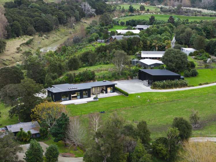 671 Riverside Road_0